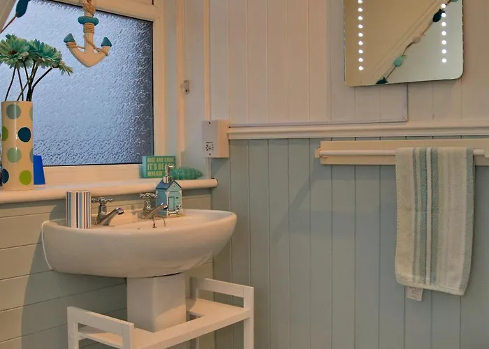 Sands Holidays וויטבי